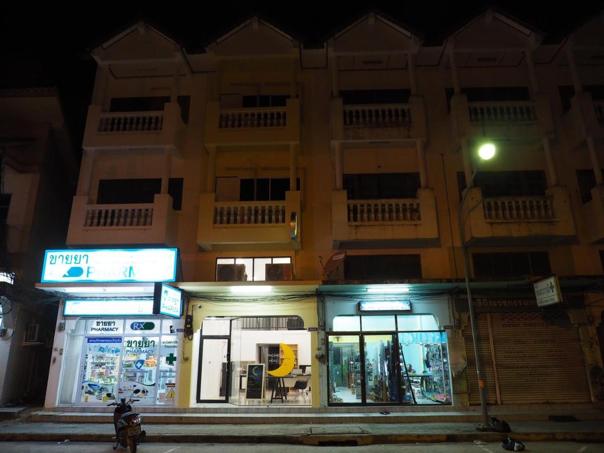 Prachan Hostel تونغ سالا المظهر الخارجي الصورة