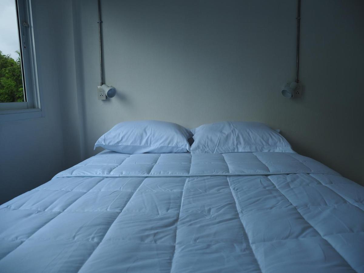 Prachan Hostel تونغ سالا المظهر الخارجي الصورة