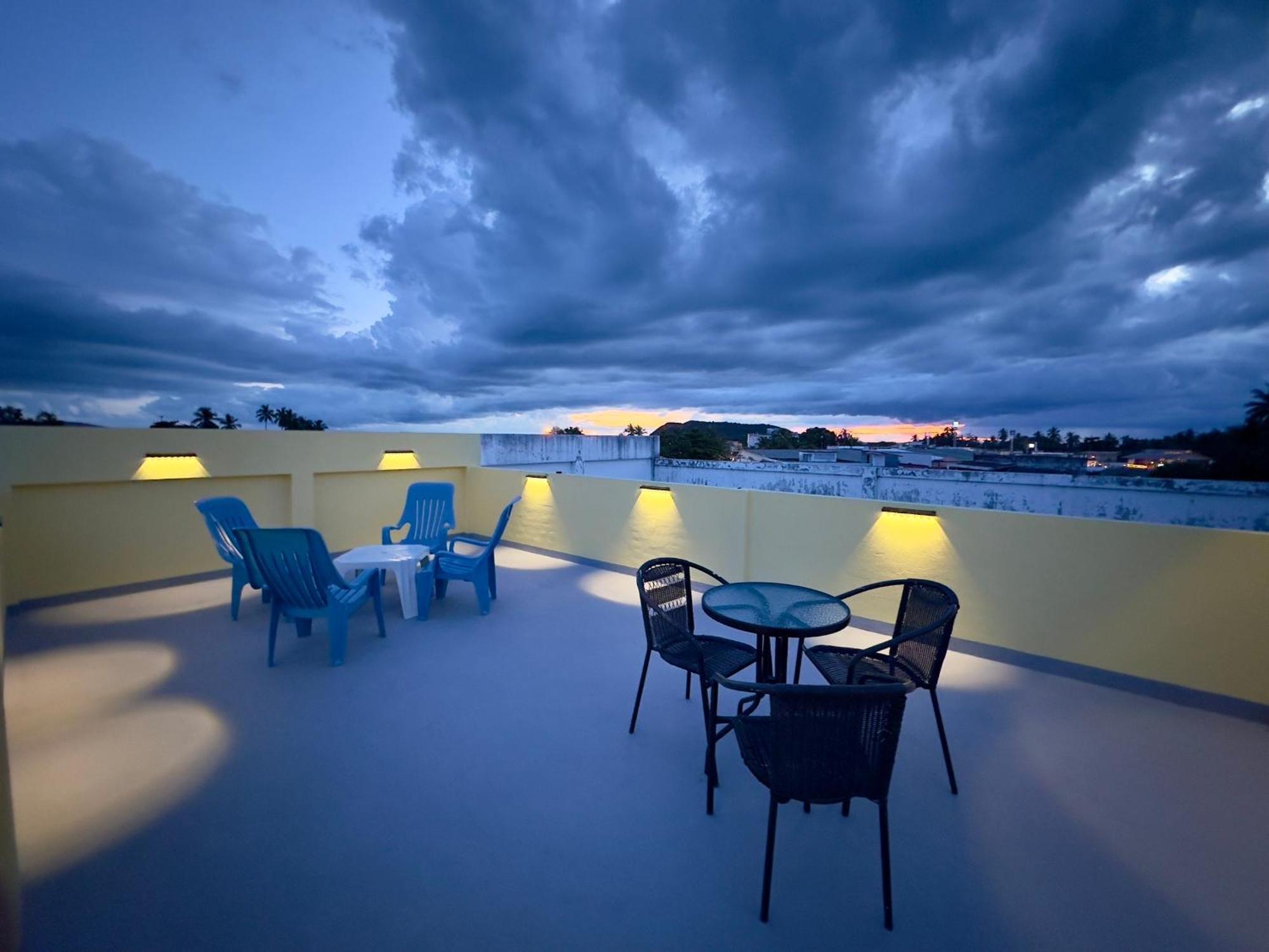 Prachan Hostel تونغ سالا المظهر الخارجي الصورة
